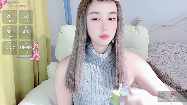 Snapshot of Caitlyn__ chatting on February 19, 2026, 2:25 pm Caitlyn online show from February 19, 2026, 2:25 pm