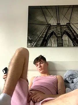 Snapshot of MiguelRausch chatting on November 10, 2025, 2:00 pm MiguelRausch online show from November 10, 2025, 2:00 pm