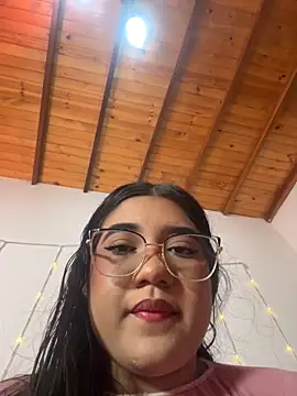 Maisa issa online show from November 18, 2025, 2:20 pm