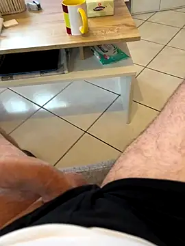 Snapshot of mj23641 chatting on November 24, 2025, 9:31 am mj23641 online show from November 24, 2025, 9:31 am