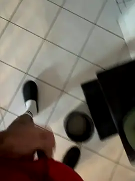 Snapshot of mj23641 chatting on November 13, 2025, 7:23 am mj23641 online show from November 13, 2025, 7:23 am