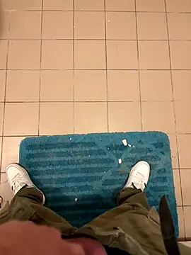 Snapshot of mj23641 chatting on January 7, 2026, 4:12 pm mj23641 online show from January 7, 2026, 4:12 pm