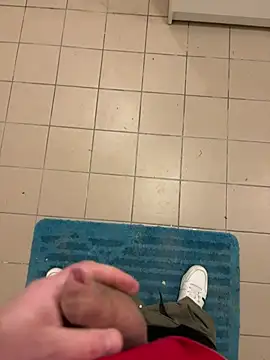 Snapshot of mj23641 chatting on January 13, 2026, 5:17 pm mj23641 online show from January 13, 2026, 5:17 pm