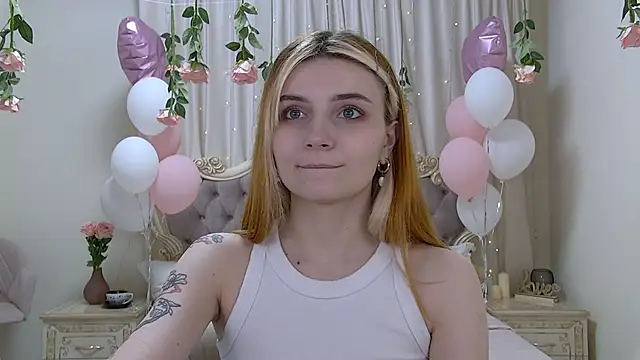 KellyStone online show from March 14, 2025, 3:36 pm