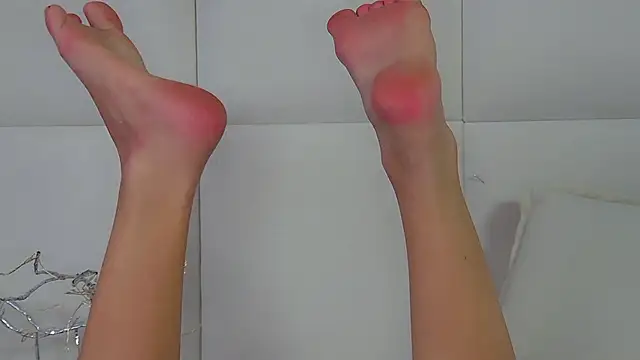 PollyLanders online show from February 22, 2026, 7:04 pm