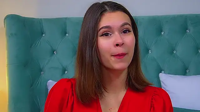 Snapshot of PollyLanders chatting on September 27, 2025, 6:25 pm PollyLanders online show from September 27, 2025, 6:25 pm