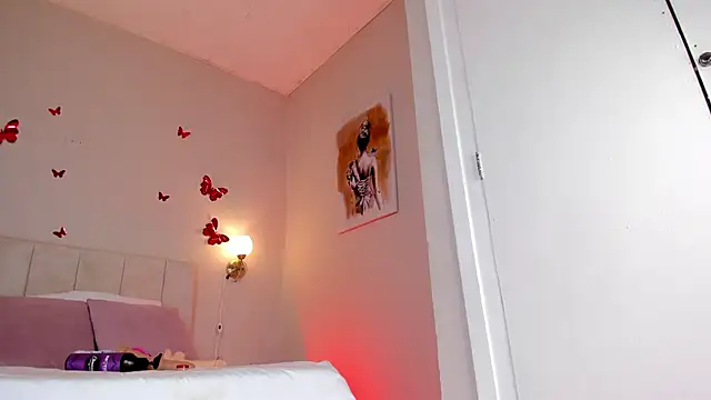 dani skinny  online show from March 13, 2025, 2:44 pm