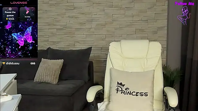 Snapshot of VictoriaMazze chatting on June 21, 2026, 12:16 am VictoriaMazze online show from June 21, 2026, 12:16 am