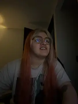 SophiaWeestt99 online show from July 25, 2026, 2:52 am