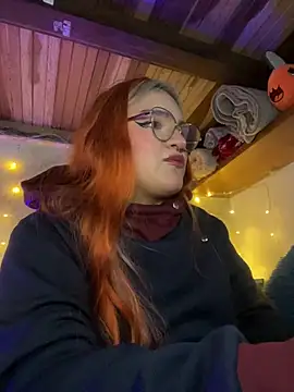 SophiaWeestt99 online show from February 4, 2026, 3:45 am