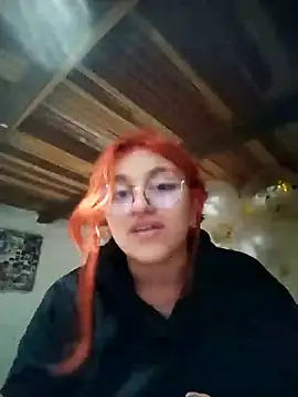 Snapshot of SophiaWeestt99 chatting on March 12, 2025, 1:36 am SophiaWeestt99 online show from March 12, 2025, 1:36 am