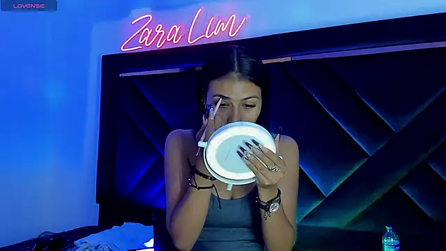 ZaraLim online show from January 10, 2026, 4:57 pm