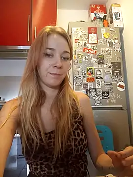 ElektrikFrancaise online show from October 4, 2025, 3:24 pm