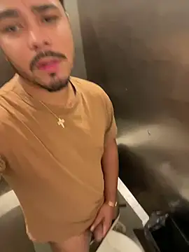 thiagowes online show from April 12, 2026, 7:50 pm