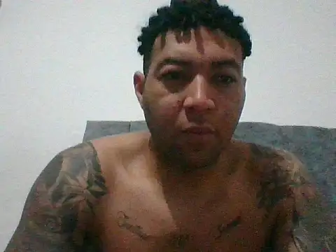 Morenocosta12 online show from September 18, 2025, 4:26 am