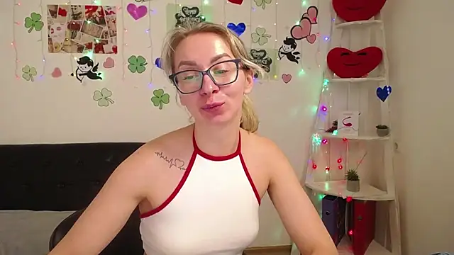 VasilisaSii online show from March 17, 2025, 9:12 am