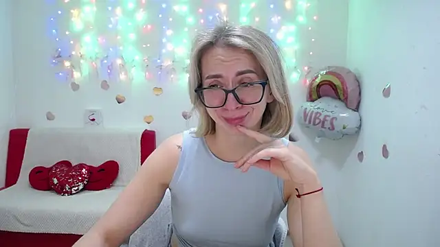 VasilisaSii online show from October 13, 2025, 5:20 am