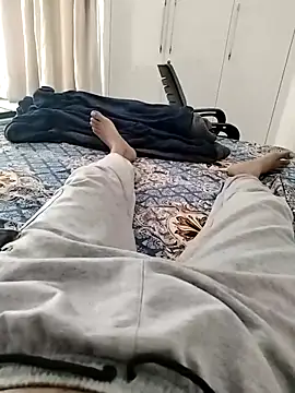 luckylads0037 online show from March 19, 2026, 2:22 am