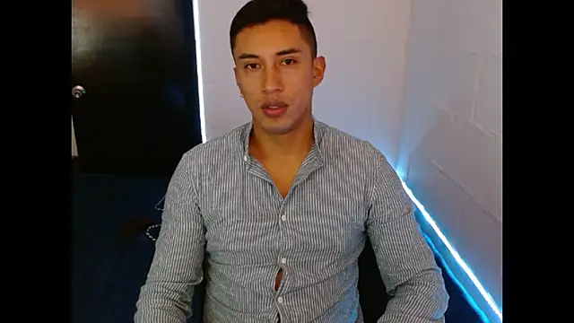 Snapshot of Davixx258 chatting on February 27, 2025, 9:47 pm Davixx258 online show from February 27, 2025, 9:47 pm