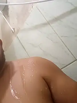 DitchingThrottle online show from April 20, 2026, 3:13 pm