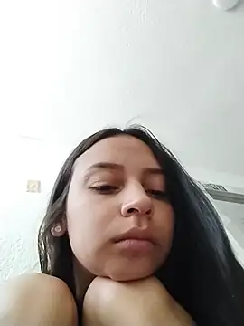 emma ambar online show from December 17, 2025, 6:24 pm