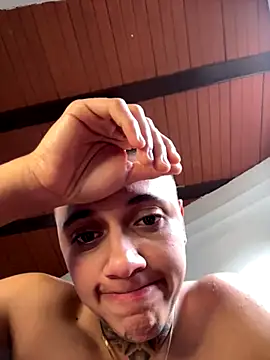 Snapshot of _PhillipBrown chatting on September 18, 2025, 8:45 pm PhillipBrown online show from September 18, 2025, 8:45 pm