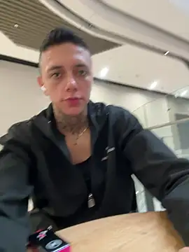 Snapshot of _PhillipBrown chatting on March 14, 2025, 12:40 pm PhillipBrown online show from March 14, 2025, 12:40 pm