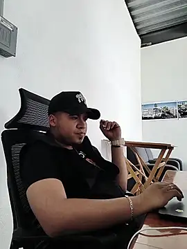 Sr CobraHot online show from April 8, 2026, 7:15 pm