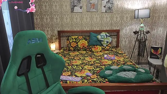 Snapshot of Lill_Mary chatting on March 14, 2026, 1:22 am Lill Mary online show from March 14, 2026, 1:22 am