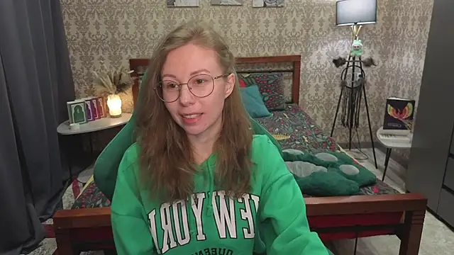 Snapshot of Lill_Mary chatting on March 26, 2026, 2:43 am Lill Mary online show from March 26, 2026, 2:43 am