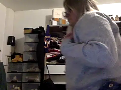 vanillesoumise online show from January 28, 2025, 8:58 pm