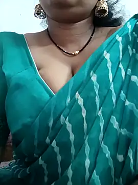 Nyra-23 online show from January 18, 2026, 10:18 am