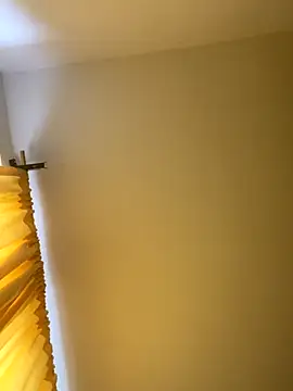 baby lizy online show from October 25, 2025, 8:42 pm