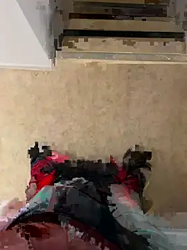 Snapshot of lescoquin2215 chatting on September 12, 2025, 9:42 am lescoquin2215 online show from September 12, 2025, 9:42 am