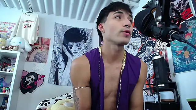 dylan fun18 online show from November 1, 2025, 7:52 pm