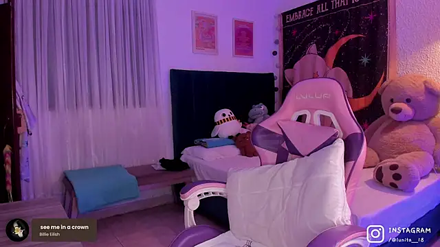 Snapshot of alice_guerin_ chatting on October 18, 2025, 3:52 am alice guerin  online show from October 18, 2025, 3:52 am