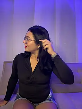 camianddanna online show from January 18, 2026, 12:58 am