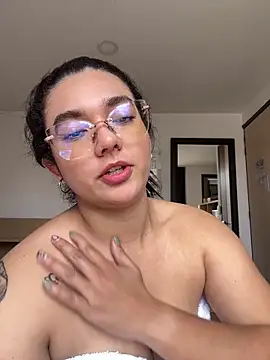 camianddanna online show from March 28, 2026, 3:46 pm