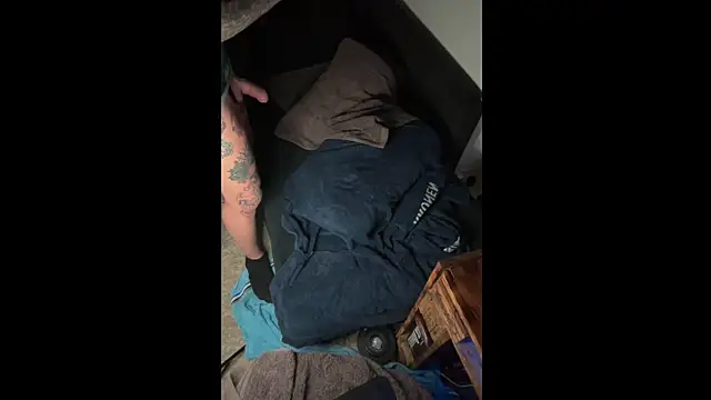 LuggiJack online show from January 27, 2025, 11:54 pm