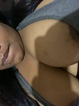 Snapshot of vic_pretynhaa chatting on January 27, 2025, 2:20 am vic pretynhaa online show from January 27, 2025, 2:20 am