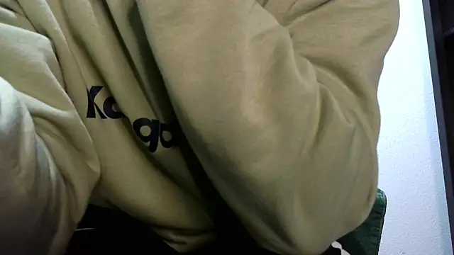 calioppe01 online show from February 13, 2026, 8:58 am