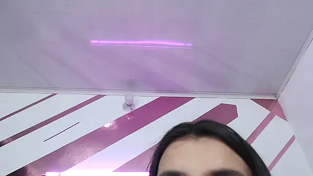 Kitten Hot  online show from February 17, 2026, 3:15 am