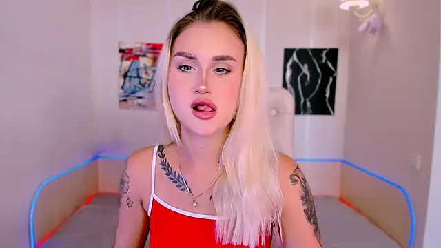  Ravenaa online show from September 19, 2025, 1:26 pm