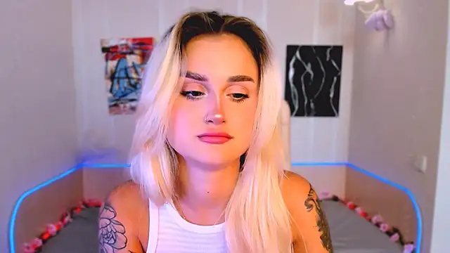  Ravenaa online show from October 3, 2025, 1:34 pm