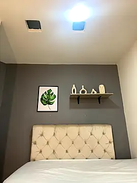 Soe Lara online show from November 20, 2025, 10:49 am