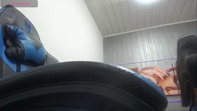 Snapshot of Catalehia_Milk chatting on March 8, 2025, 4:12 am Catalehia Milk online show from March 8, 2025, 4:12 am