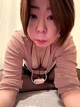 Yukimi- online show from October 19, 2025, 8:33 pm