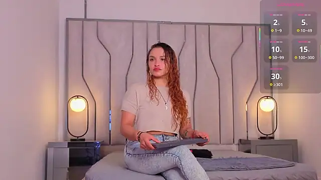 MAISE HILL1 online show from March 14, 2026, 4:07 am