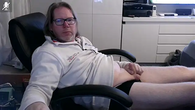 VSteph online show from February 4, 2026, 11:22 pm