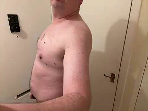 Snapshot of DaddyTopBruno chatting on March 1, 2026, 8:31 pm DaddyTopBruno online show from March 1, 2026, 8:31 pm